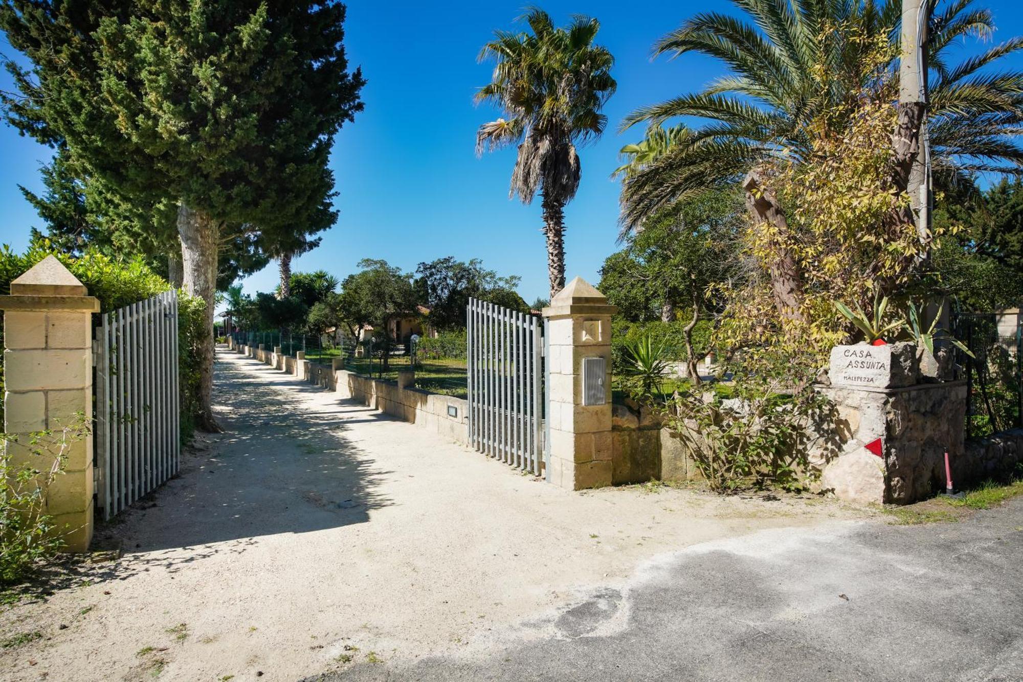Casa Vacanza Assunta Мелендуньо Экстерьер фото